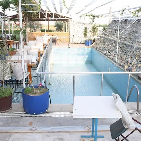 Secil Hotel *
